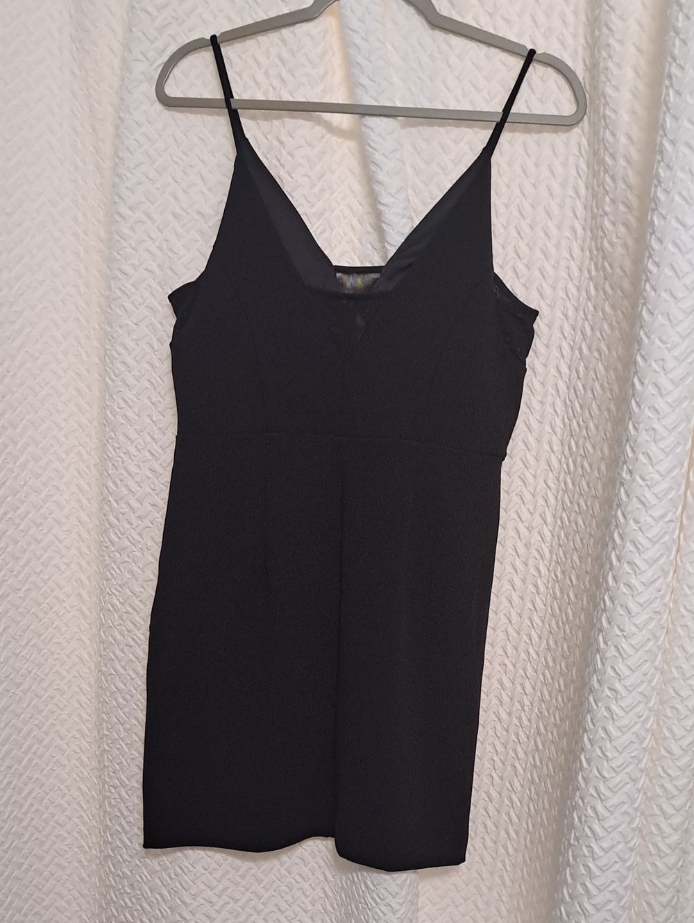 Express Black V-Neck Spaghetti Strap Mini Dress